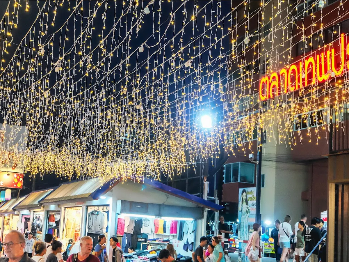 Thepprasit Night Market
