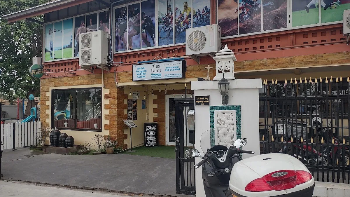 The Loft Sports Pub & Grill