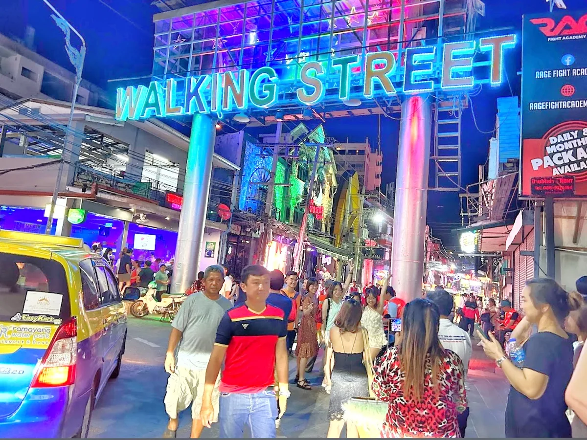Walking Street: what it is, where it came from, and how to do it