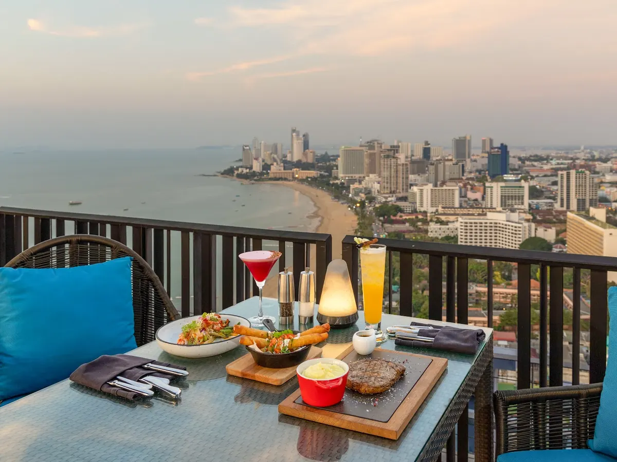 Horizon Rooftop